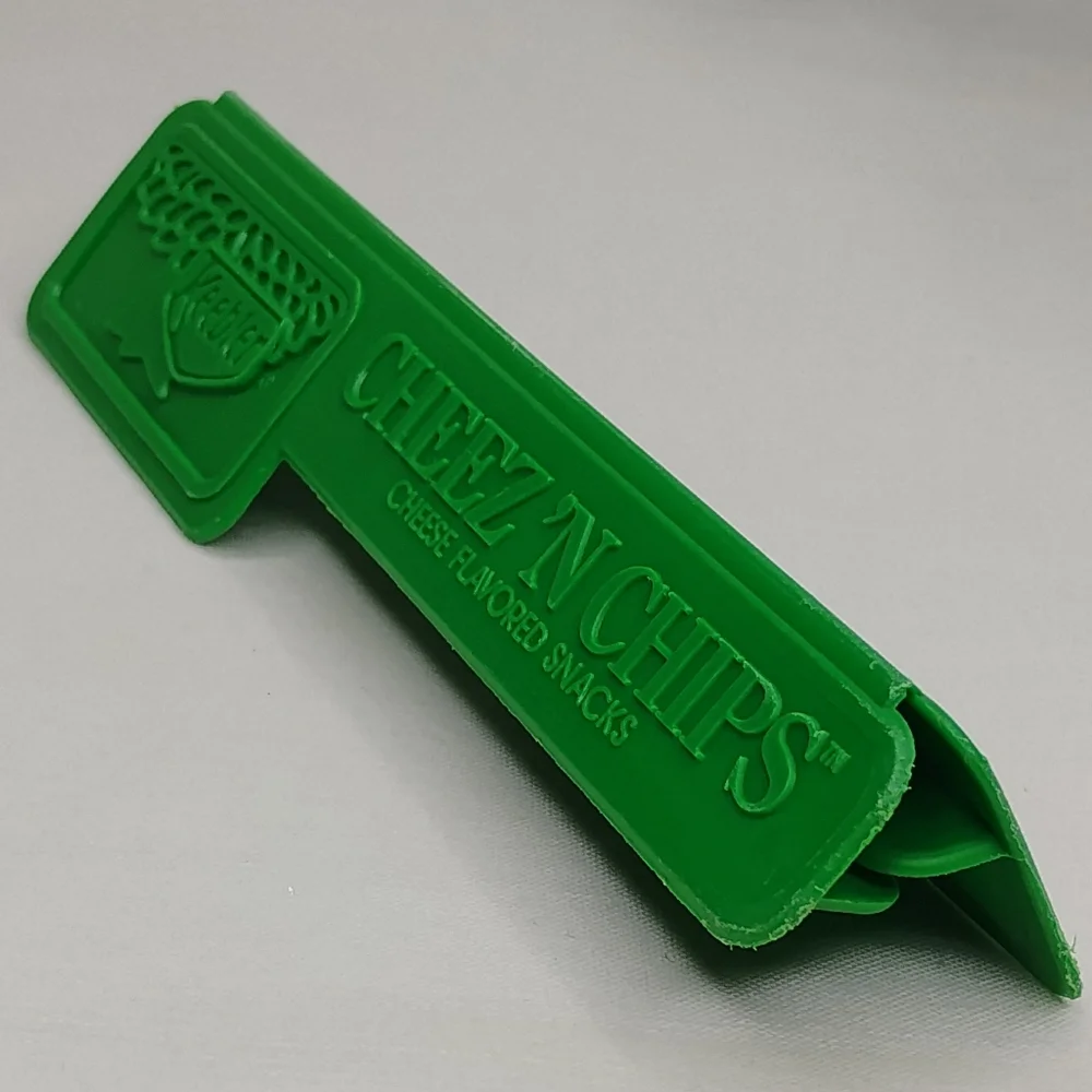 Vintage 90s Keebler Cheese N Chips Green Bag Clip Retro Food Storage Clip